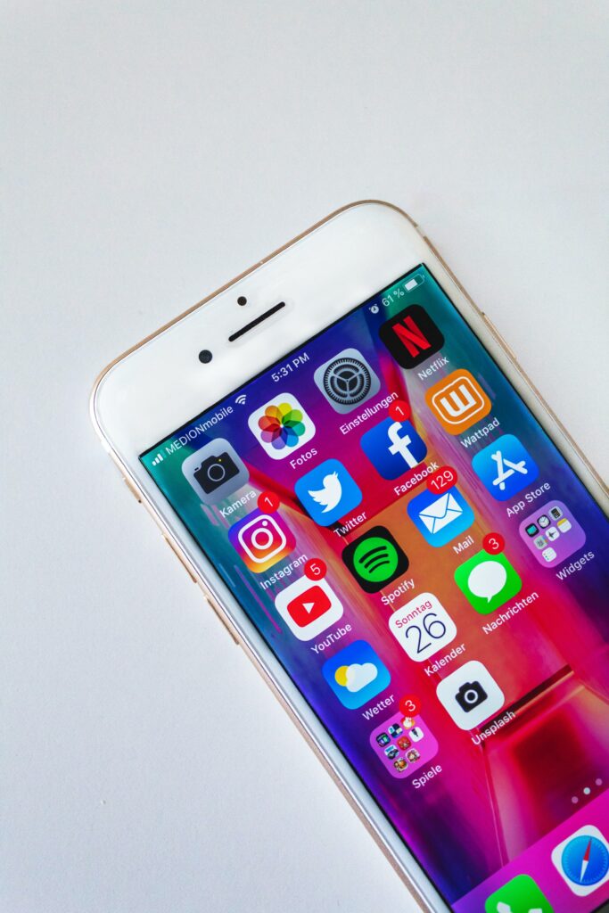 Teaching Your Child to Use Social Media Responsibly